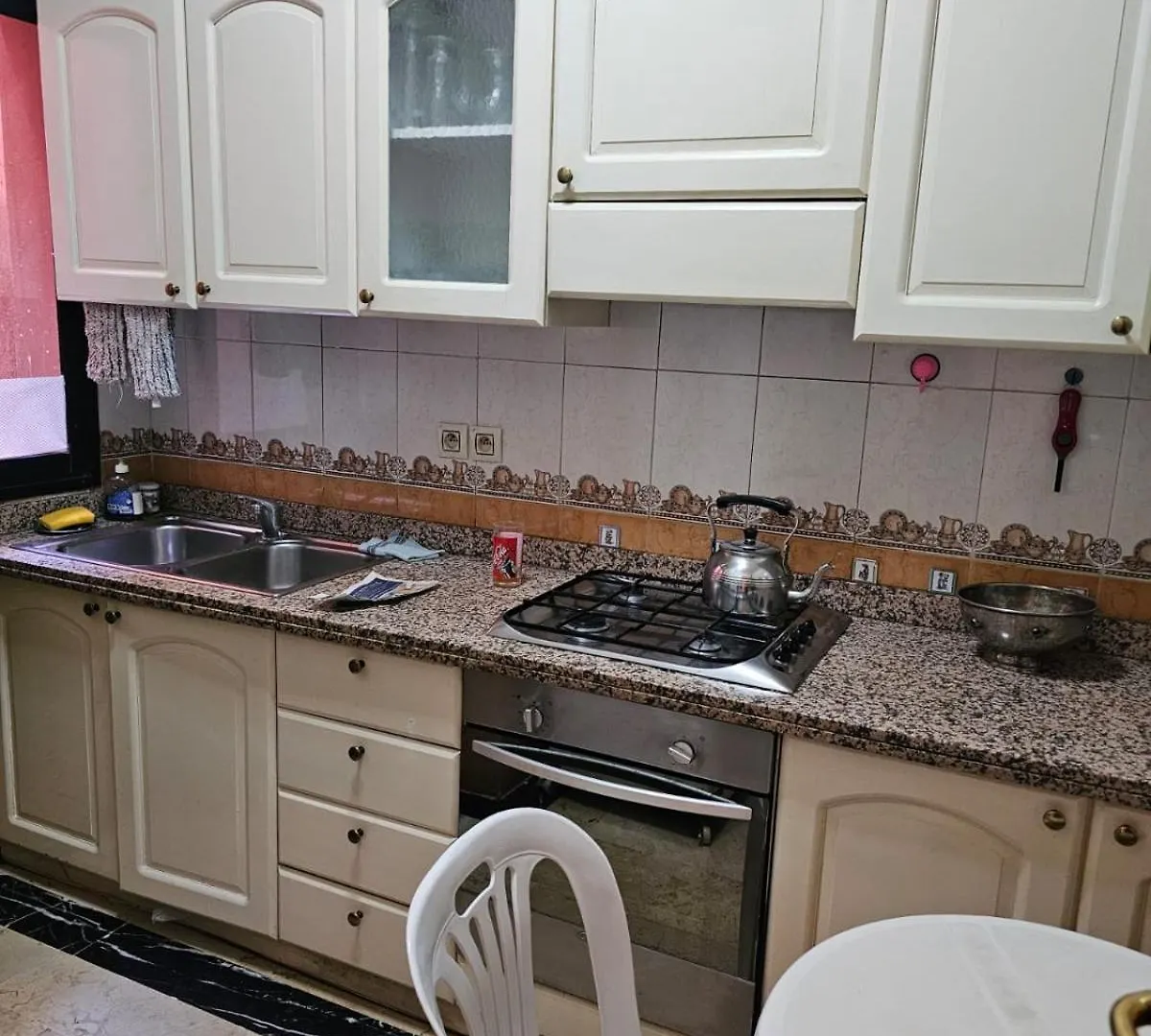 Warda-A-31 Rue Abi Hanifa Marakeş 0*,